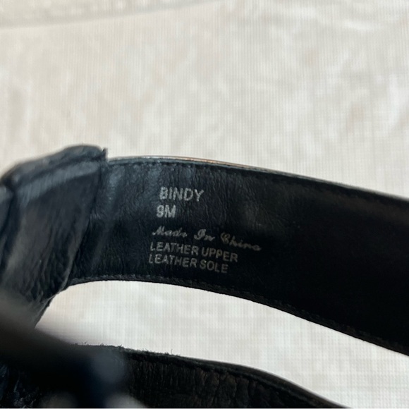 Donald J. Pliner Bindy Black Metallic Strapy Woven Gladiator Heeled Sandals - Picture 13 of 16